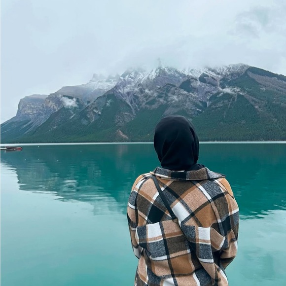 SHEIN LUNE Plaid Curved Hem Longline
Overshirt - Picture 7 of 7